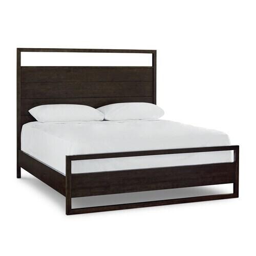 Braddock Maple Cal King Panel Bed