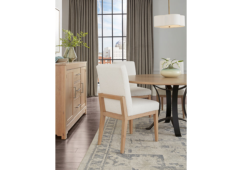 UPH SIDE CHAIR WHITE FABRIC