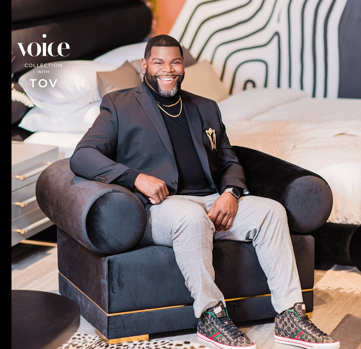 Ricardo Black Velvet Accent Chair