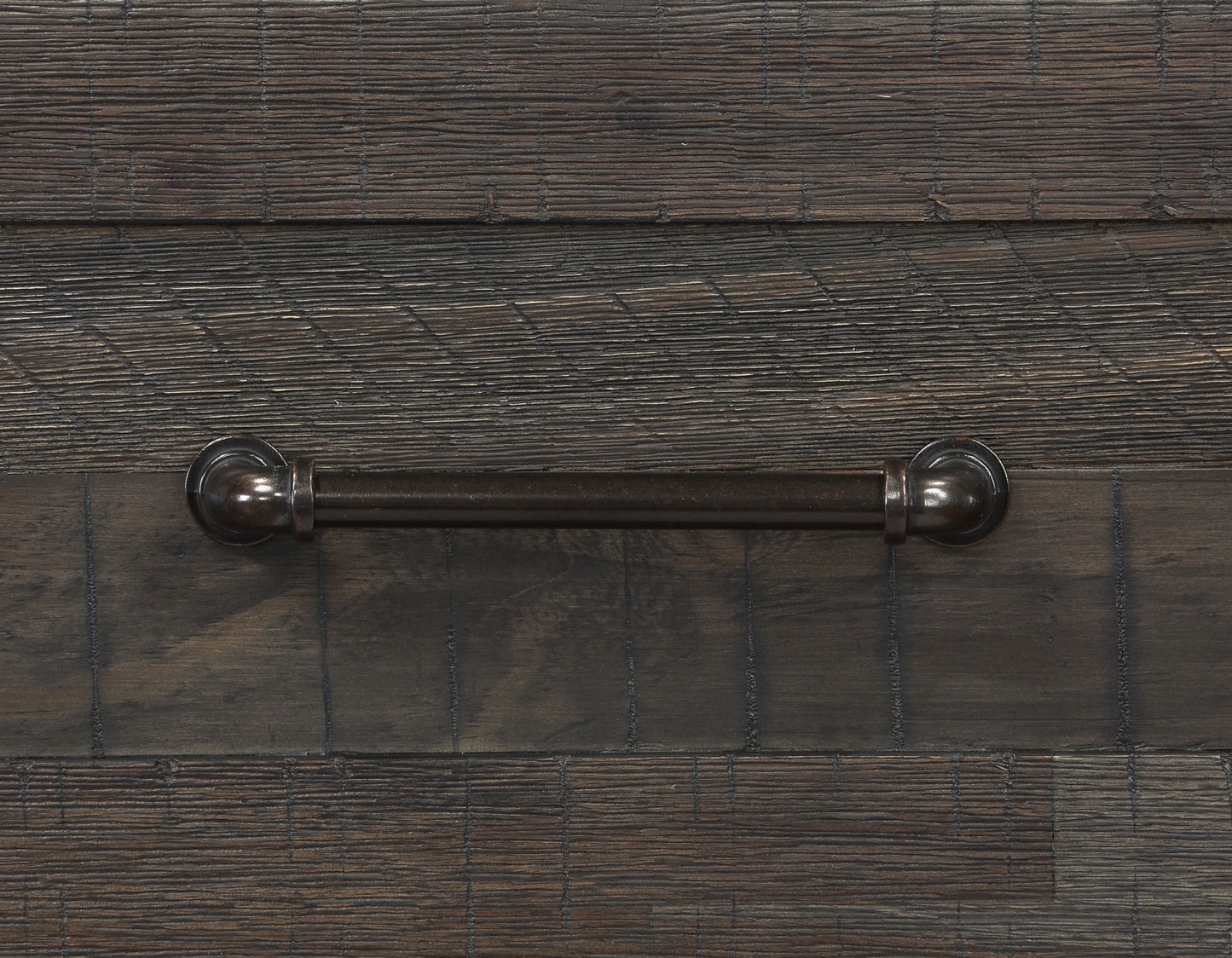 Riverdale Server, Black