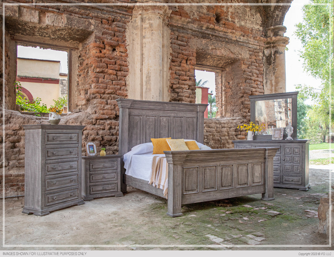 3 Drawers Nightstand