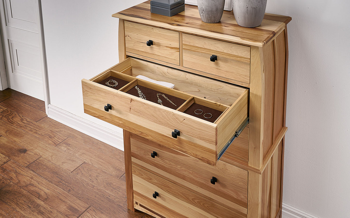 6-DRAWER CHEST