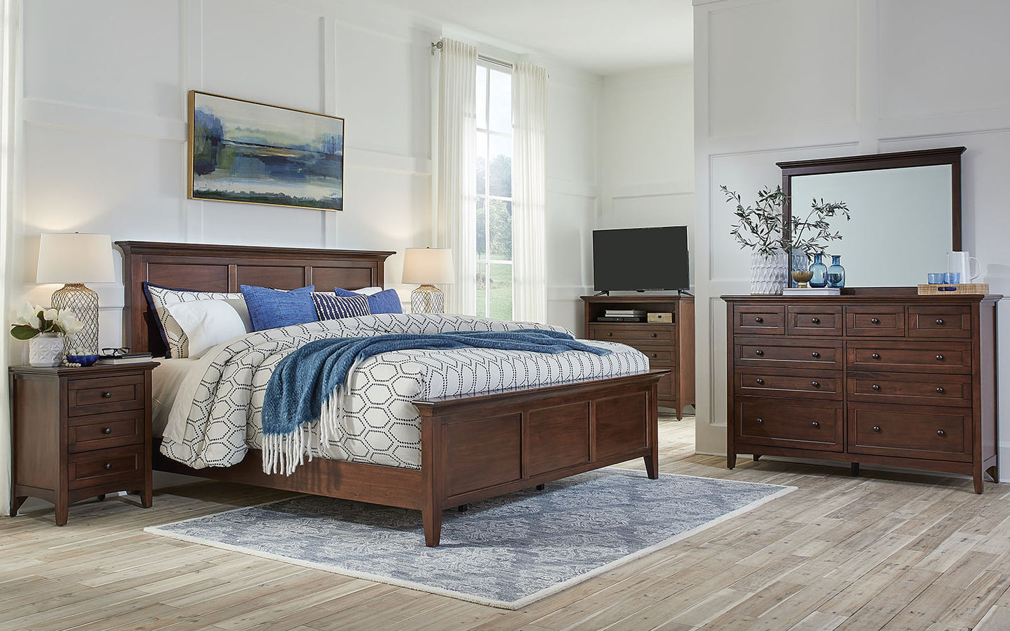 QUEEN PANEL BED