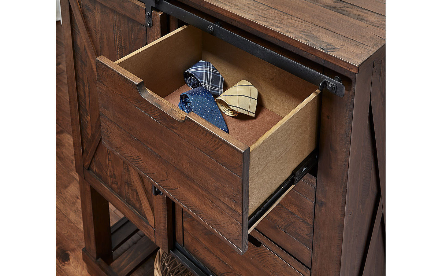 BARN DOOR CHEST