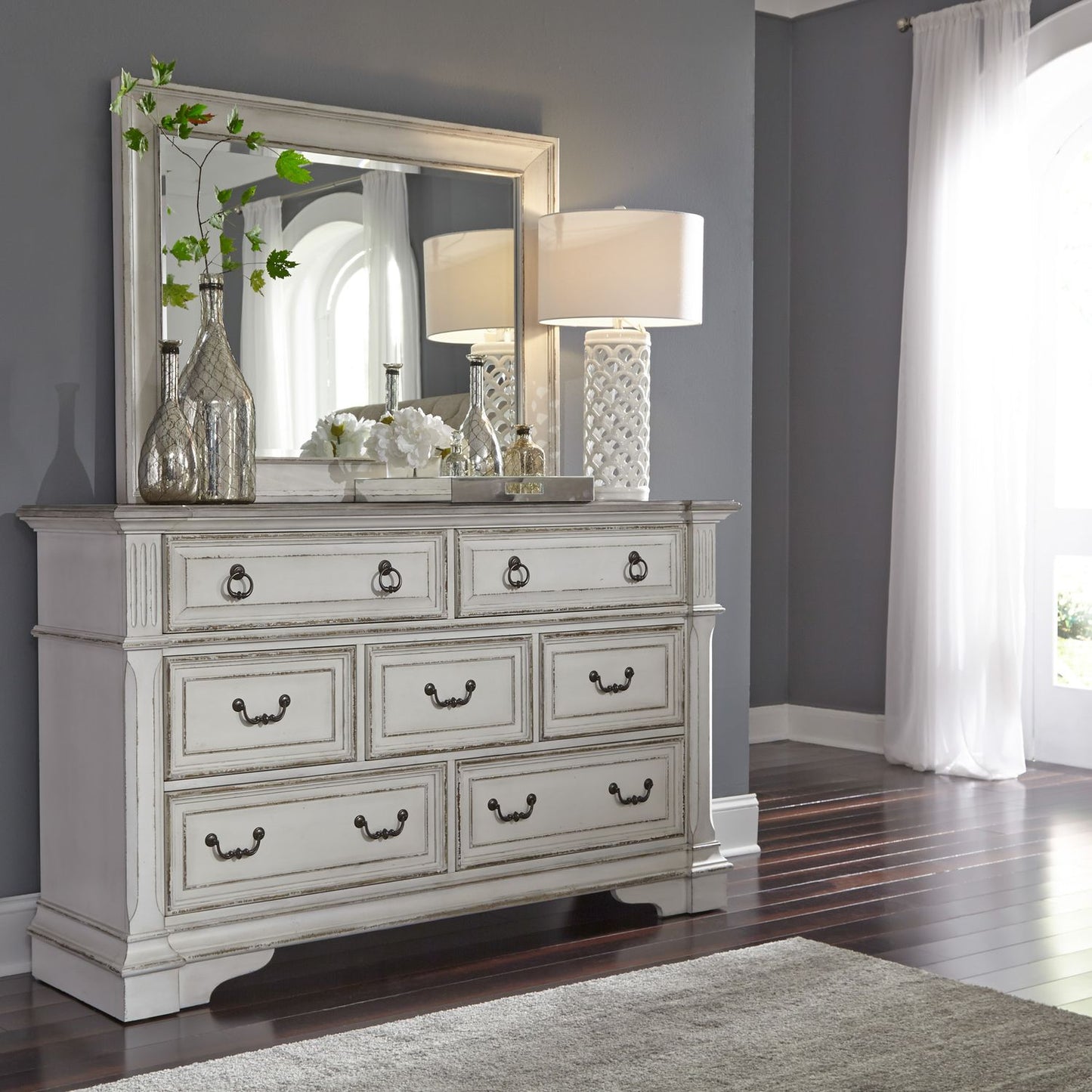 Abbey Park - King California Sleigh Bed, Dresser & Mirror, Night Stand