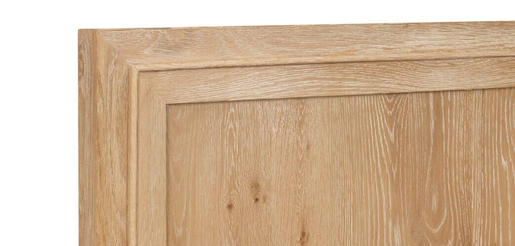 Courtland King Panel Bed