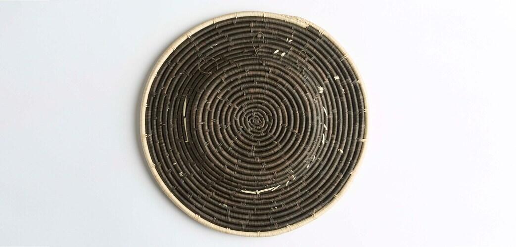 Wind 16in Wall Plate