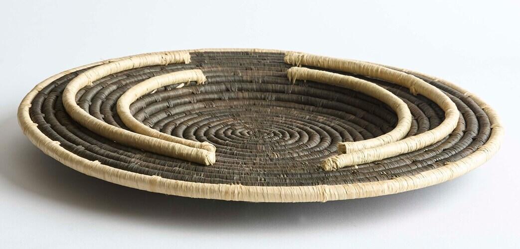 Wind 16in Wall Plate