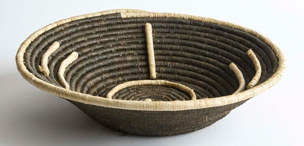 Peace 16in Wall Basket