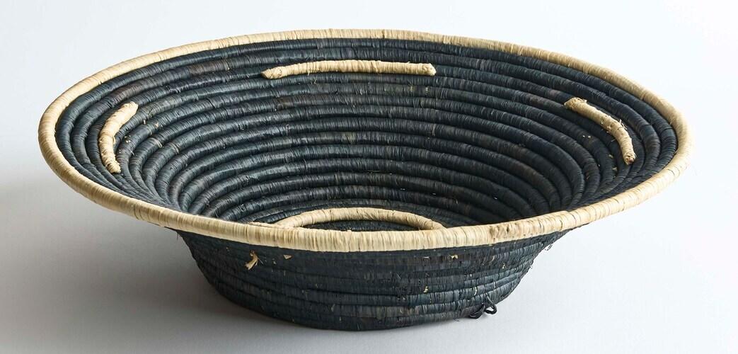 Village 16in Wall Basket