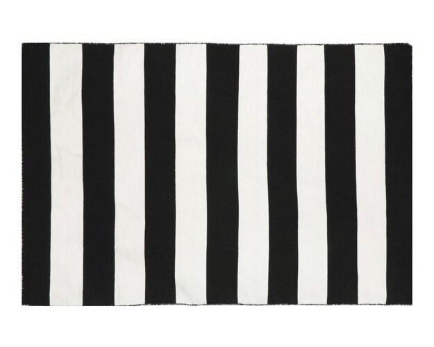 Morro Bay Black Indoor/Outdoor