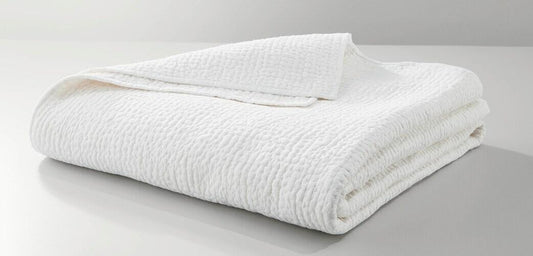 Danica White Queen Quilt